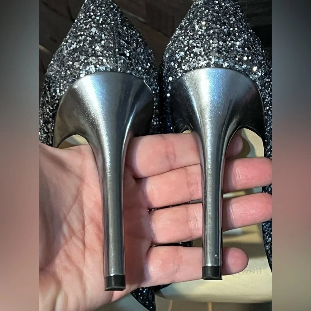 Enzo ANGIOLINI GREY GLITTER Peep Toe Pump EAMAIDEN PEWTR W Gold Stone Sz 8.5